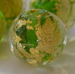  venetian murano peridot glass over 24k gold 8mm round bead *** QUANTITY IN STOCK =3 *** 