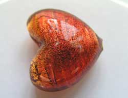  venetian murano rubino glass over 24k gold foil 19mm x 18mm x 12mm heart bead *** QUANTITY IN STOCK =7 *** 