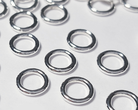  sterling silver 6mm diameter, 18 gauge (approx 1mm) closed jump ring 