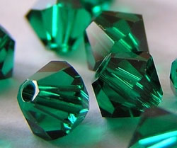 swarovski 5328 emerald 6mm bicone bead 