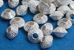  <10.45g/100> sterling silver 4mm x 3mm laser cut disc spacer, 1.6mm hole 