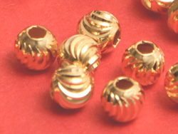  <4.4g/100> vermeil 3mm moon cut round bead,1 micron plating for increased durability, 1.5mm hole [vermeil is gold plated sterling silver] 
