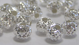  <25.6g/100> sterling silver 6mm faceted pyramid cut round bead, 1.8mm hole 