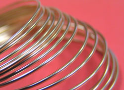  feet of gold filled (14/20) 22 gauge (approx 0.64mm diameter) HALF HARD round wire 