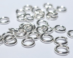  sterling silver 4mm diameter, 20 gauge (approx 0.8mm), open jump ring (saw cut) 