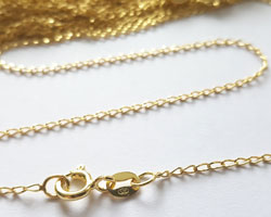 ready made vermeil necklace - 18 inch length - open curb link chain, chain links are 1.3mm [vermeil is gold plated sterling silver] 