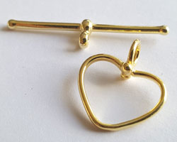  --CLEARANCE-- vermeil, 16mm x 14.5mm heart with 29mm bar toggle clasp [vermeil is gold plated sterling silver] 
