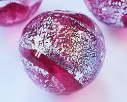  venetian murano rubino glass with silver foil 14mm dichroic round bead *** QUANTITY IN STOCK = 6  *** 
