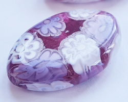  venetian murano amethyst glass with white and purple / lilac millefiori 30mm x 18mm x 7.5mm oval bead *** QUANTITY IN STOCK = 7 *** 
